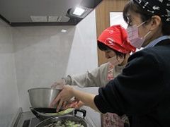 肉団子スープ作り