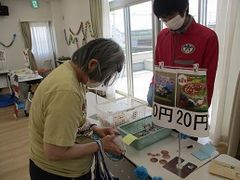 どのお菓子にしようかな