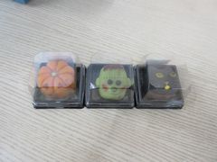 今回のお茶菓子。シャトレーゼさんで購入しました。