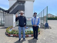 村上開明堂担当者様と一緒に