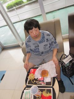 期間限定のハンバーガー。やったね。