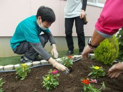 東部園芸３