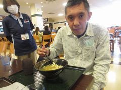こちらはあっさりおうどん。